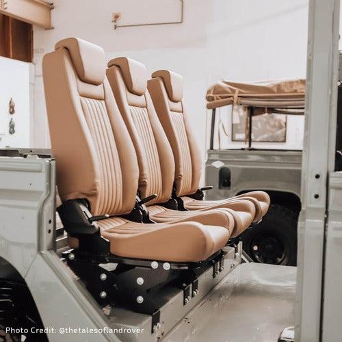 2Nd Row Prem H Back 3 Seats Clas Flute Camel Vinyl